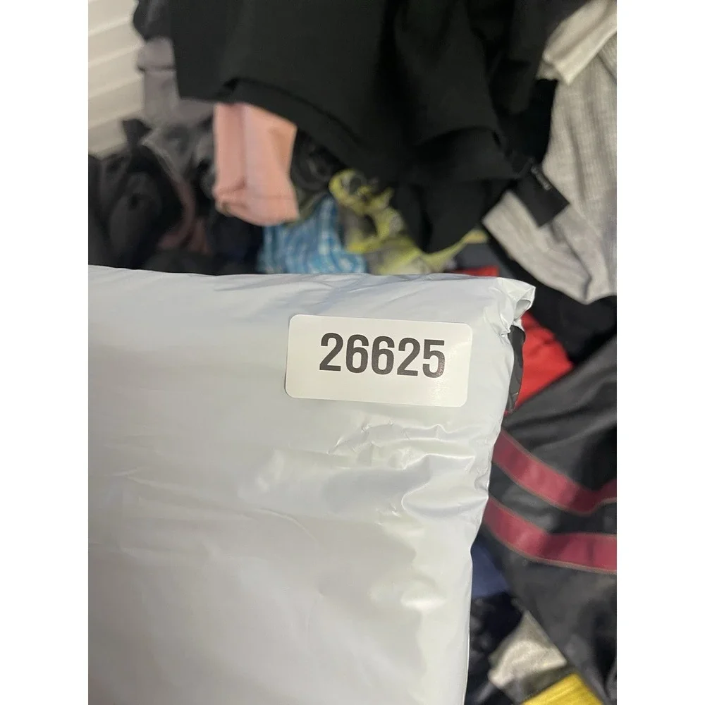 Buckle shop confidence